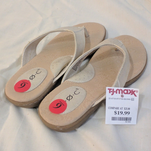 Sandals - Picture 2 of 2